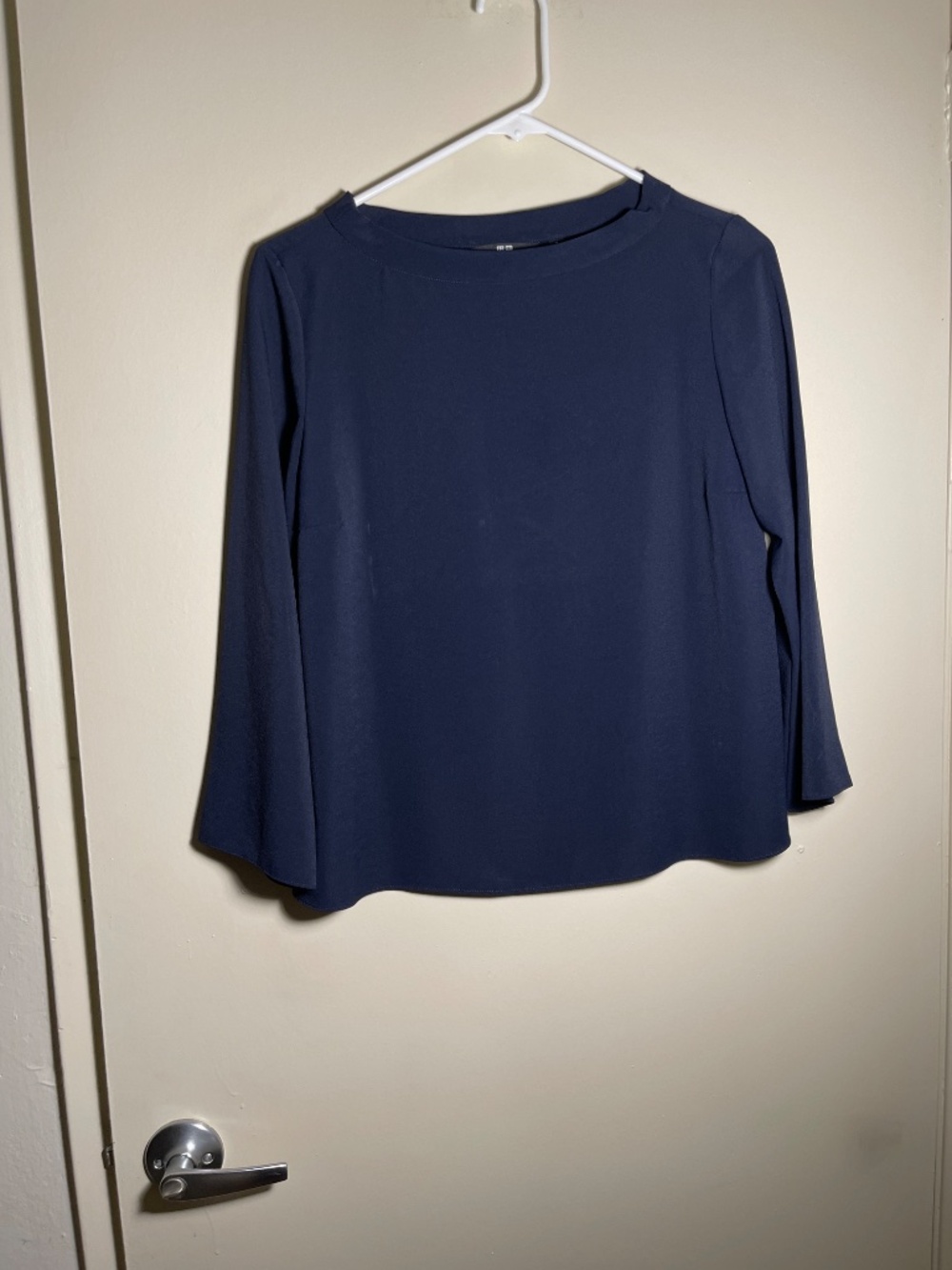 Tops - Picture 4 of 7